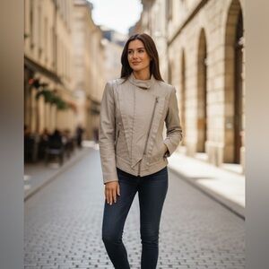 BCBG MaxAzria Real Leather Moto Jacket Women XS Cream Asymmetrical Zip